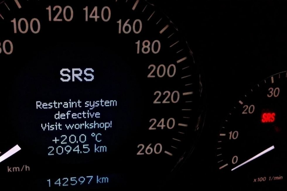 mercedes-benz-srs-malfunctions